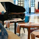 City Seasons Hotel & Suites Muscat