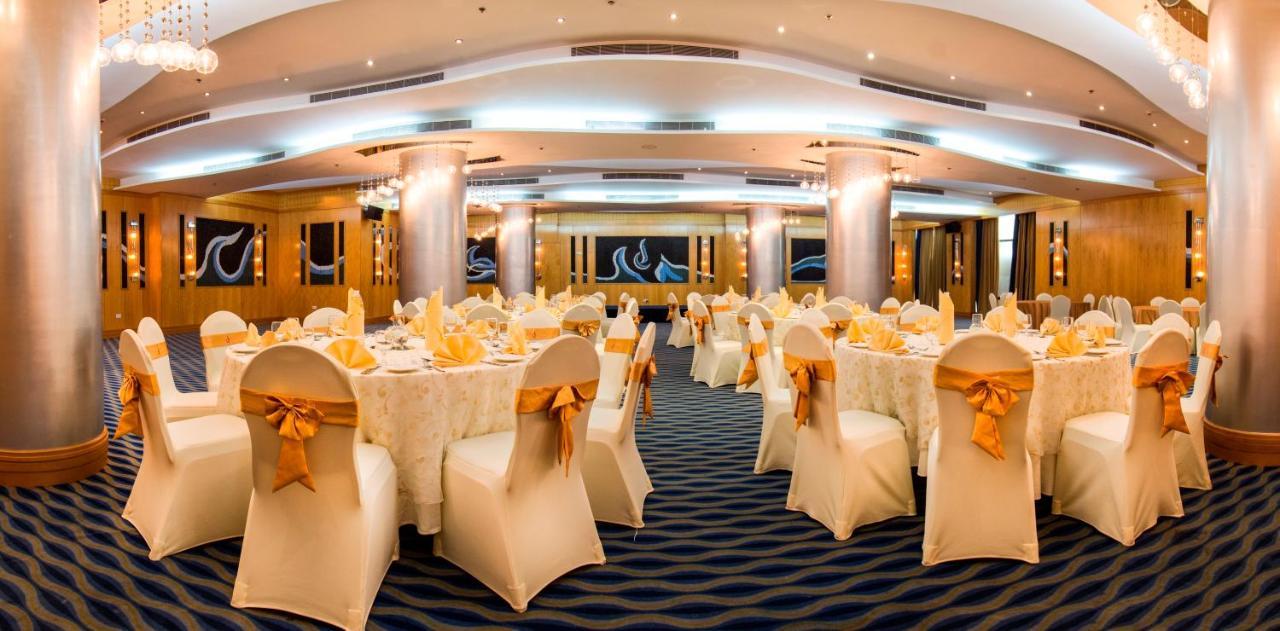 Seasons & 4* Masqat