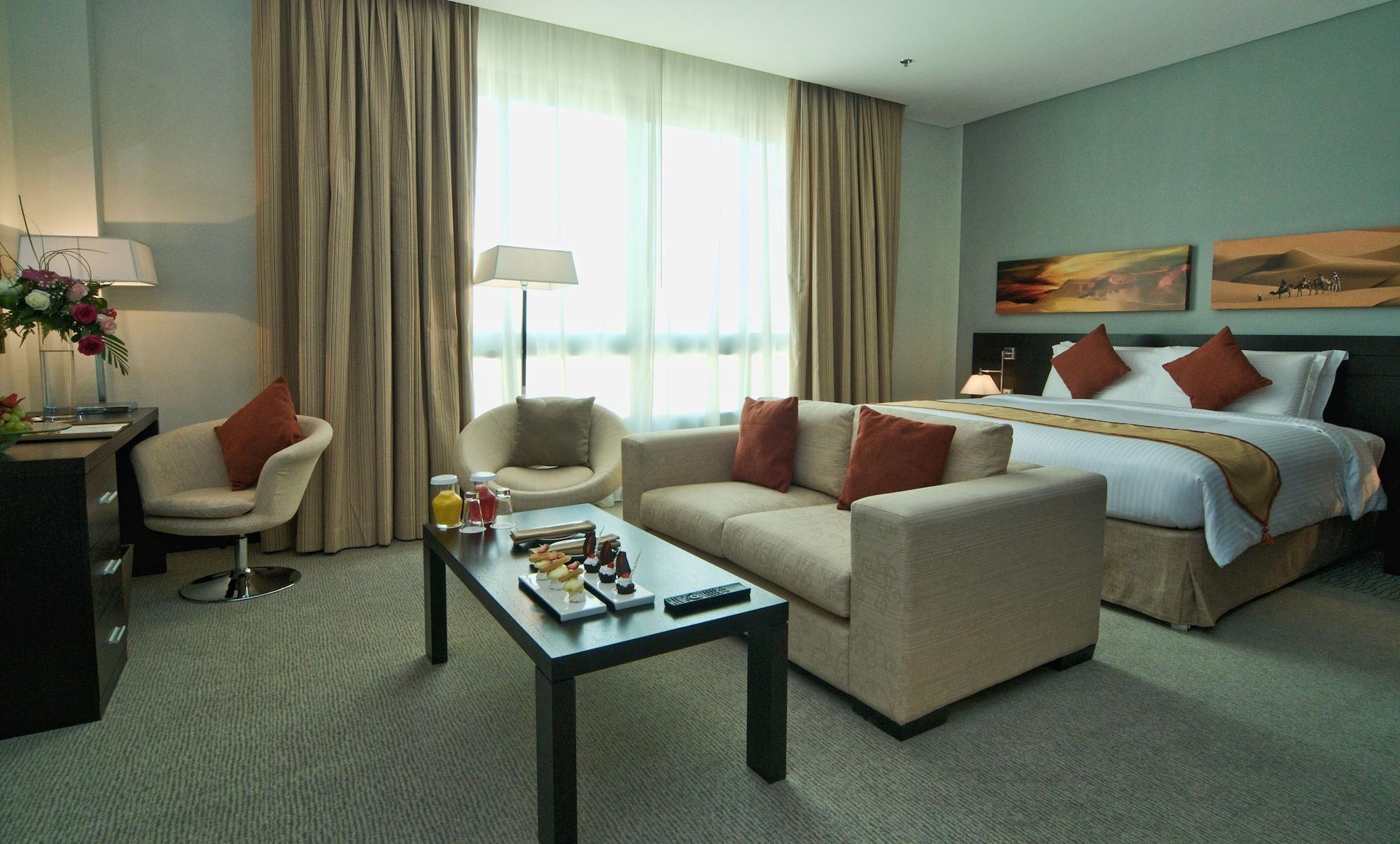 Seasons & Hotel 4*