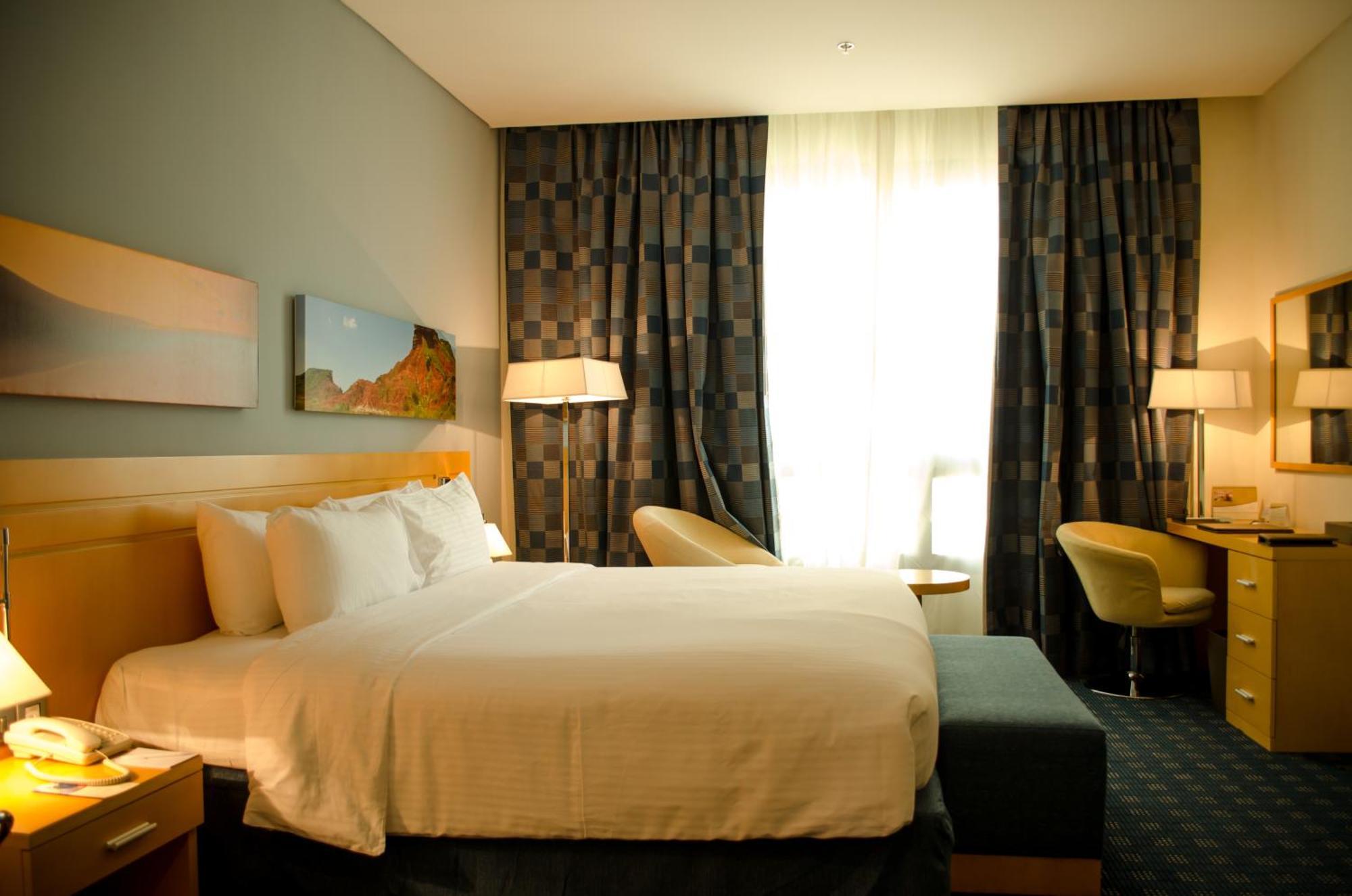 Hotel Seasons & Mascate