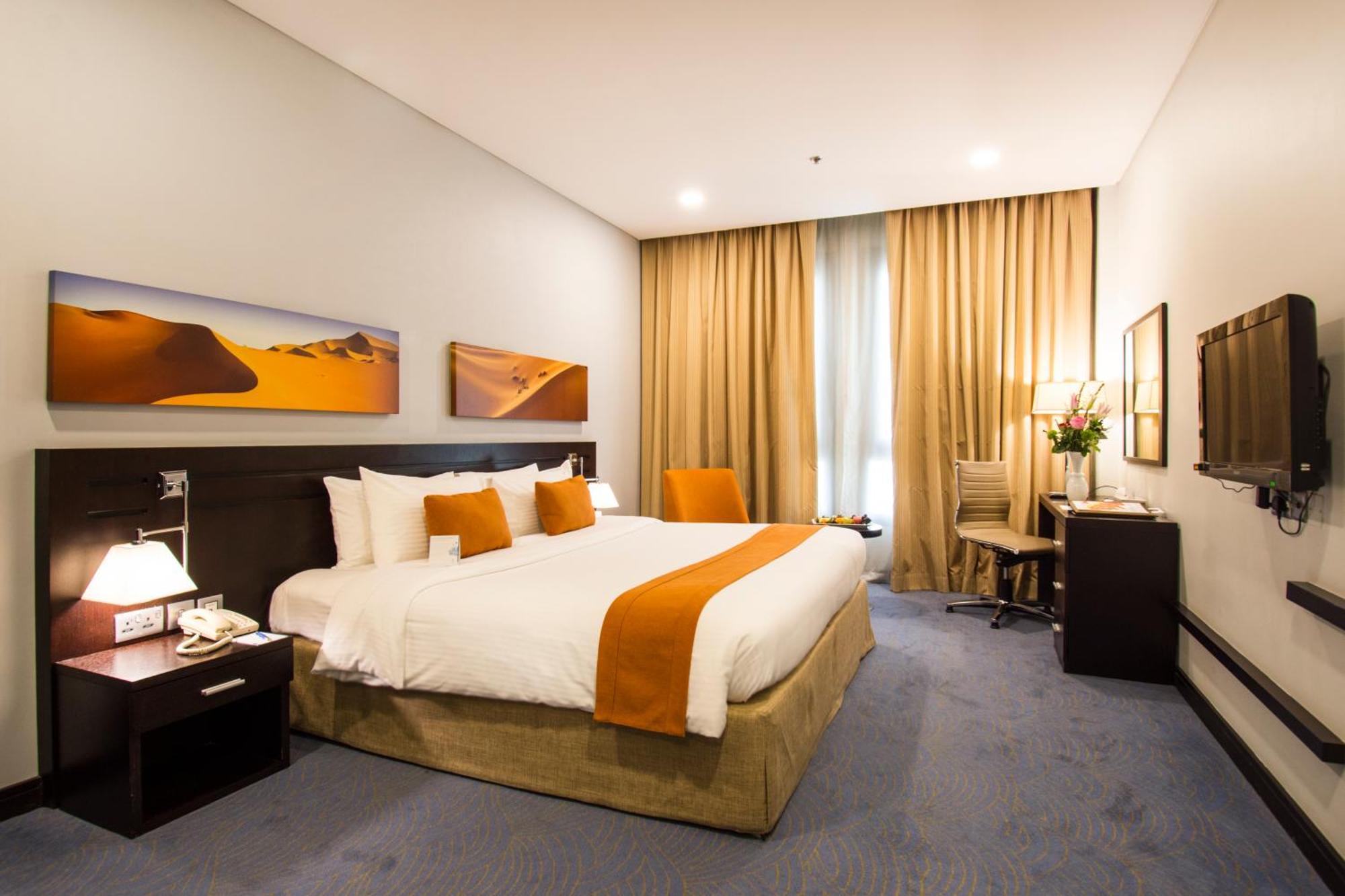 Seasons & Hotel Mascate